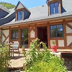 L' Du Chateau Hotel Génos