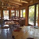 Hotel L' Du Chateau Génos