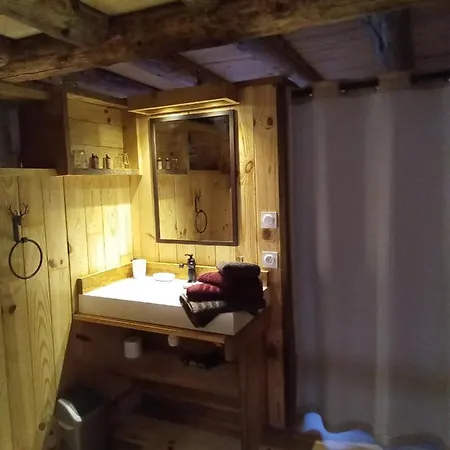 L' Du Chateau Hotel *