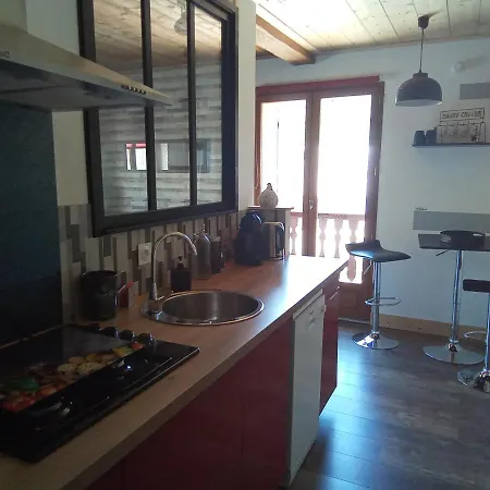 L' Du Chateau Hotel Génos