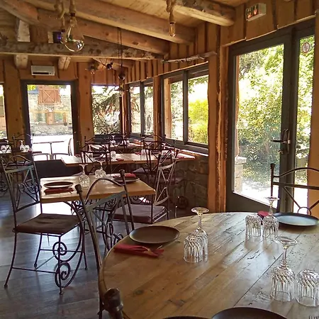 Hotel L' Du Chateau Génos